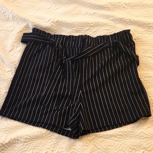 SHLEY BLUE Women's PXL shorts